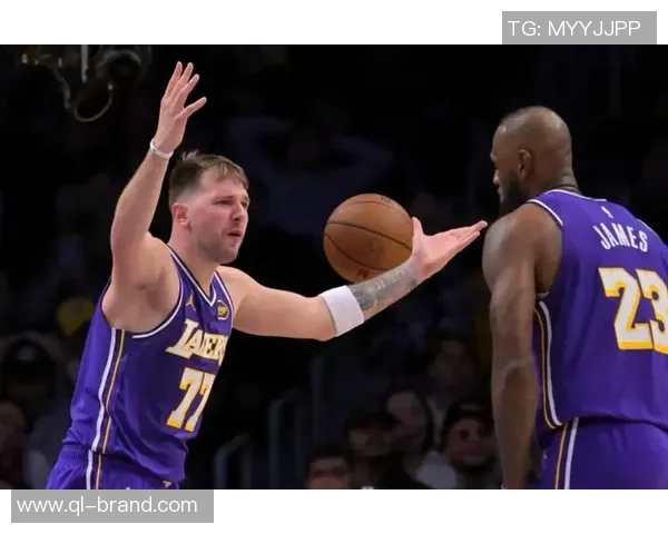 字母入湖非戏言？美记：东契奇问询管理层买卖或许